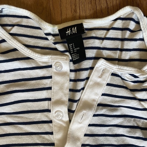 Striped H&M long sleeve - Picture 2 of 3